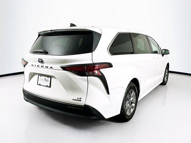 used 2022 Toyota Sienna car, priced at $33,697