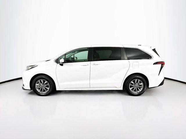 used 2022 Toyota Sienna car, priced at $33,697