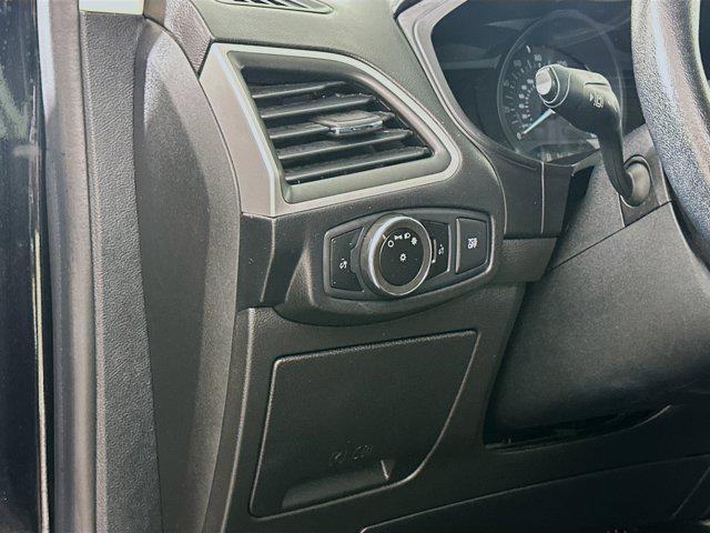 used 2023 Ford Edge car, priced at $18,897