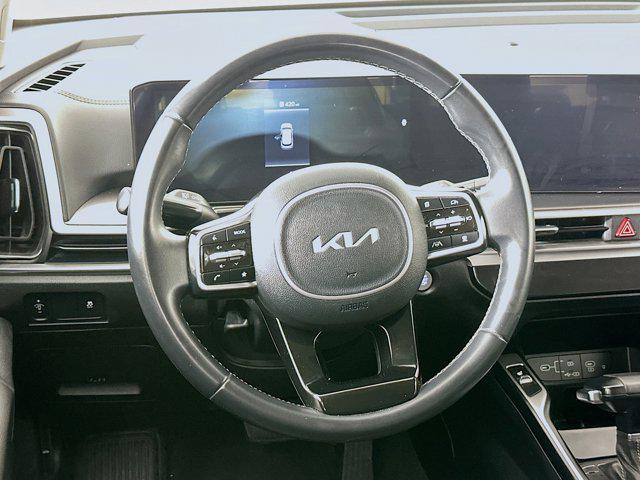 used 2024 Kia Sorento car, priced at $25,297