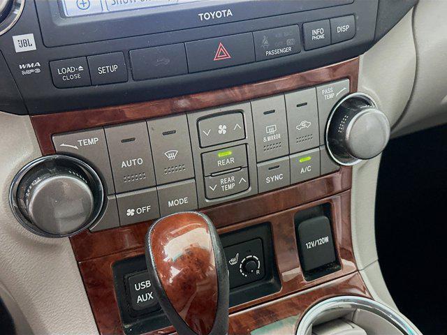 used 2012 Toyota Highlander car, priced at $11,496