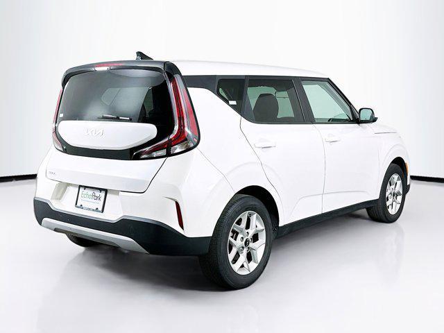 used 2024 Kia Soul car, priced at $15,487