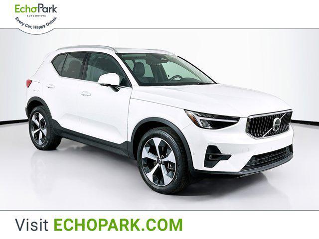 used 2025 Volvo XC40 car, priced at $28,997