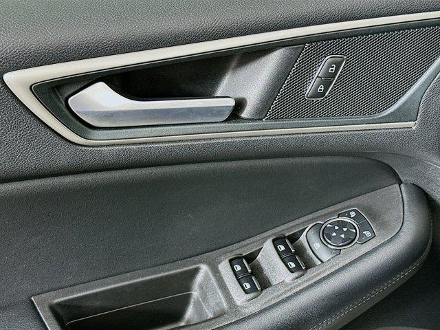 used 2024 Ford Edge car, priced at $19,997
