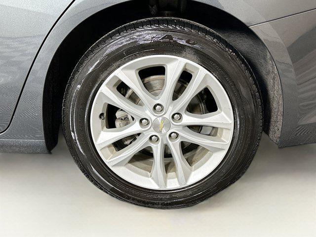 used 2018 Chevrolet Malibu car, priced at $10,996