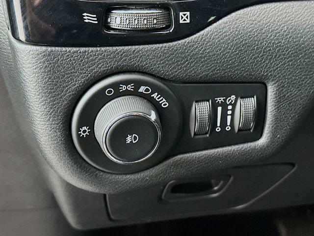 used 2020 Jeep Cherokee car, priced at $18,997