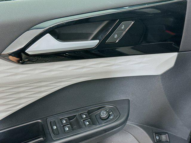used 2022 Volkswagen Taos car, priced at $17,999