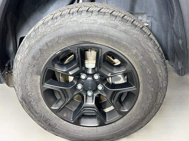 used 2019 Jeep Cherokee car, priced at $17,987