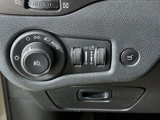 used 2019 Jeep Cherokee car, priced at $17,987