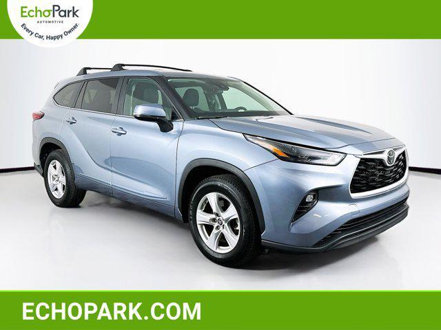 used 2023 Toyota Highlander car, priced at $29,789