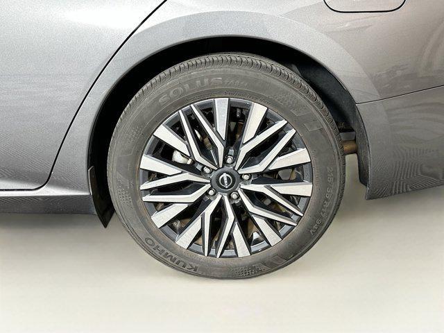 used 2024 Nissan Altima car, priced at $17,797