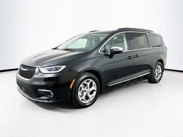 used 2023 Chrysler Pacifica car, priced at $27,297