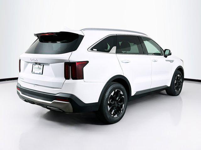 used 2024 Kia Sorento car, priced at $25,997