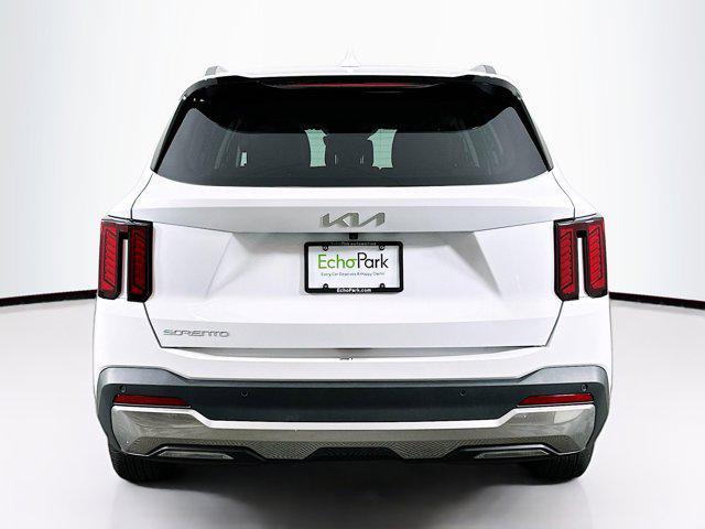 used 2024 Kia Sorento car, priced at $25,997