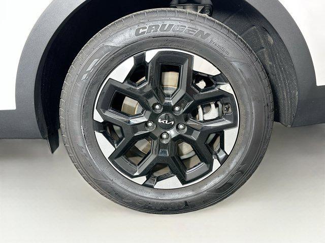 used 2024 Kia Sorento car, priced at $25,997