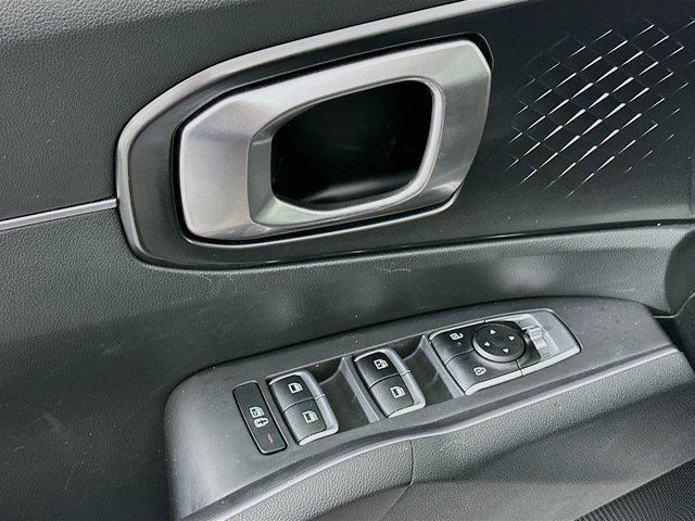 used 2024 Kia Sorento car, priced at $25,997