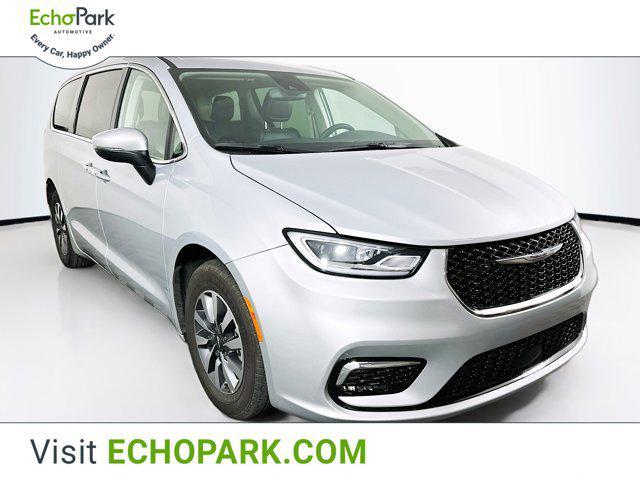 used 2023 Chrysler Pacifica Hybrid car, priced at $21,997