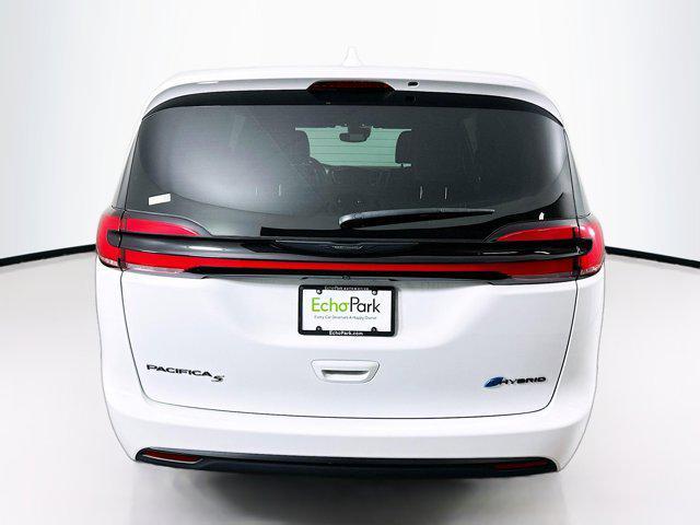 used 2022 Chrysler Pacifica Hybrid car, priced at $27,699