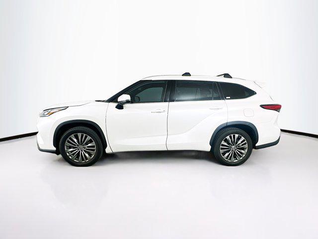 used 2020 Toyota Highlander car, priced at $28,899