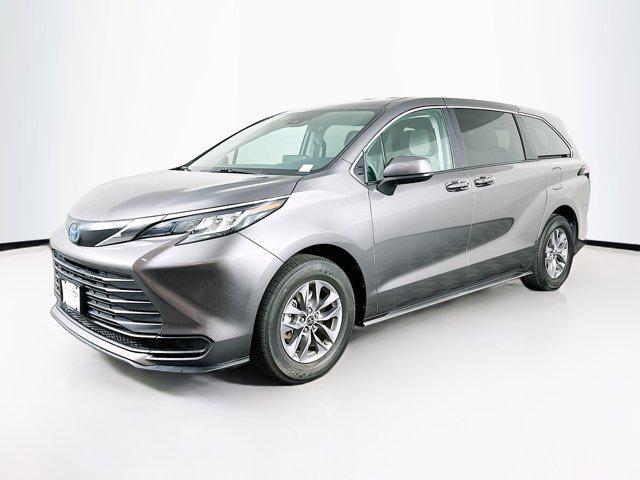 used 2023 Toyota Sienna car, priced at $34,497