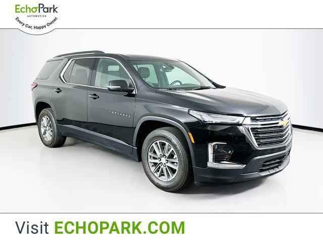 used 2023 Chevrolet Traverse car, priced at $27,697