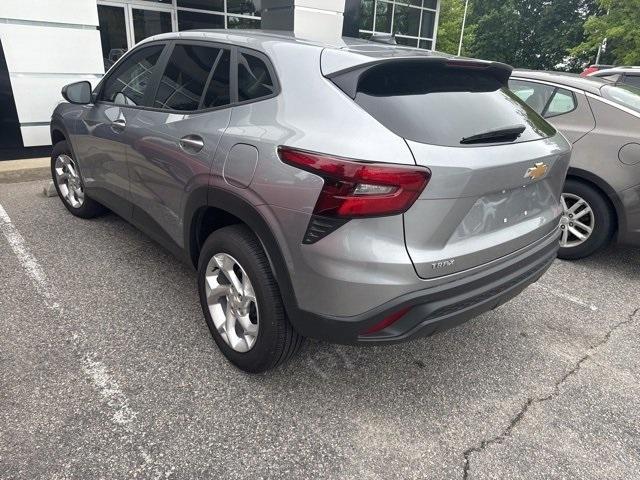 used 2025 Chevrolet Trax car, priced at $22,941