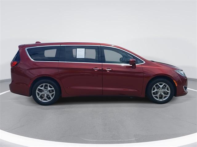 used 2019 Chrysler Pacifica car, priced at $10,888
