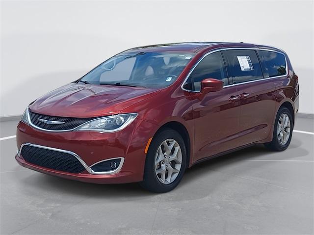 used 2019 Chrysler Pacifica car, priced at $10,888
