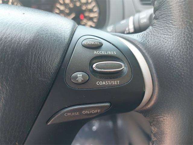 used 2020 Nissan Pathfinder car, priced at $13,599