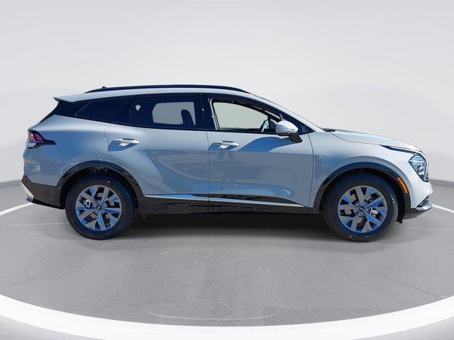 new 2025 Kia Sportage car, priced at $33,735