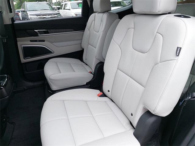 new 2025 Kia Telluride car, priced at $45,275