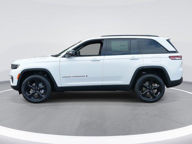 new 2025 Jeep Grand Cherokee car, priced at $46,980