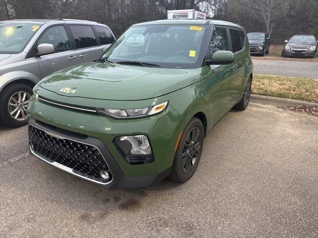 used 2022 Kia Soul car, priced at $17,359