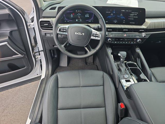 new 2025 Kia Telluride car, priced at $42,905