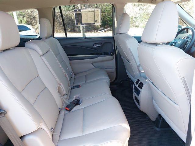 used 2022 Honda Pilot car, priced at $33,488