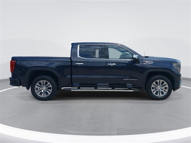 new 2025 GMC Sierra 1500 car, priced at $69,315