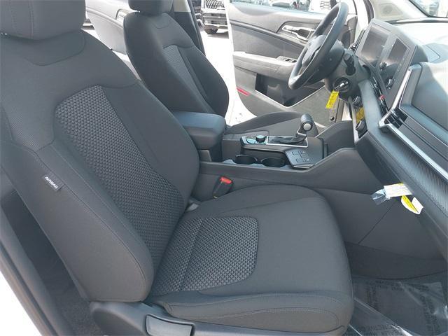 new 2025 Kia Sportage car, priced at $29,255