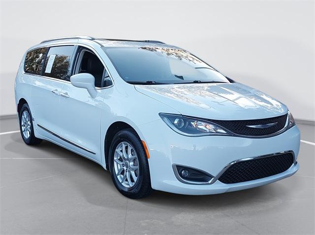 used 2020 Chrysler Pacifica car, priced at $13,977