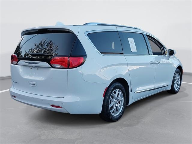 used 2020 Chrysler Pacifica car, priced at $13,977