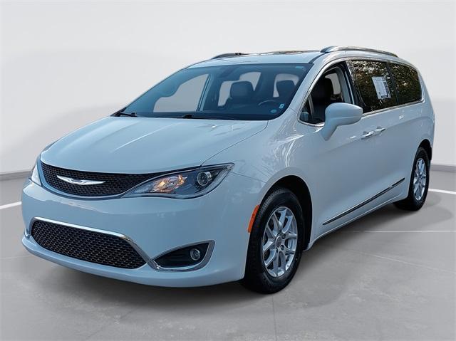 used 2020 Chrysler Pacifica car, priced at $13,980