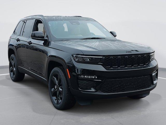 new 2025 Jeep Grand Cherokee car, priced at $44,980