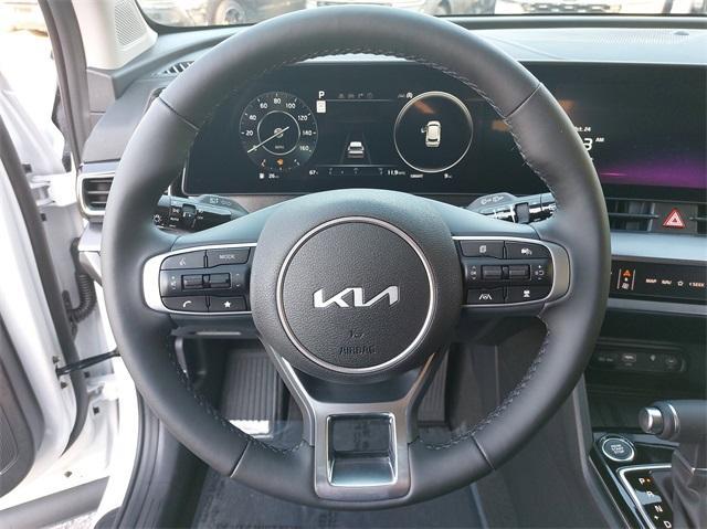 new 2025 Kia Sportage car, priced at $35,000