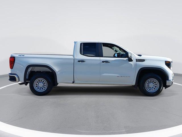 new 2025 GMC Sierra 1500 car, priced at $45,620