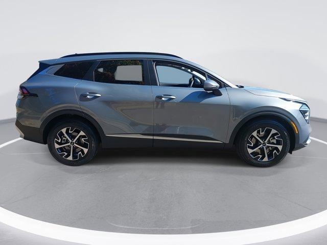 new 2025 Kia Sportage car, priced at $30,340