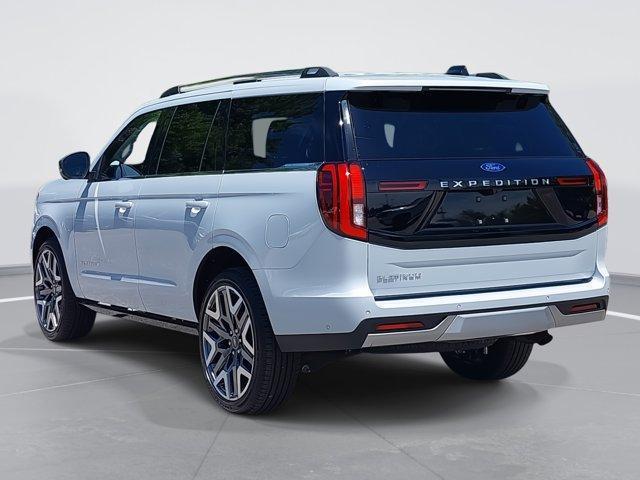 new 2025 Ford Expedition car, priced at $90,900