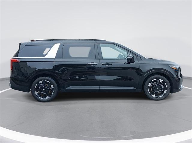 new 2025 Kia Carnival car, priced at $41,225