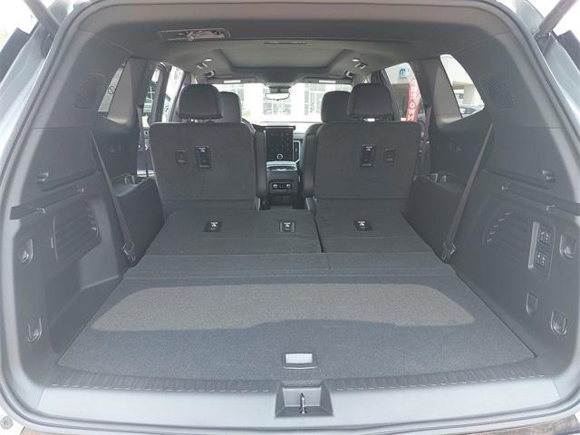 new 2025 GMC Acadia car, priced at $60,650