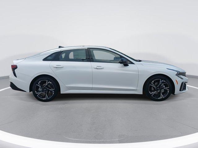 new 2025 Kia K5 car, priced at $30,045