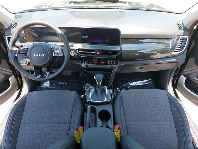 new 2025 Kia Seltos car, priced at $25,170