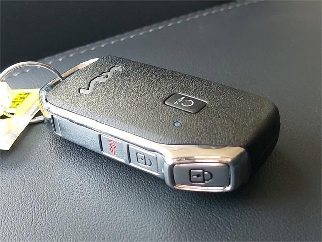 new 2025 Kia Seltos car, priced at $25,170
